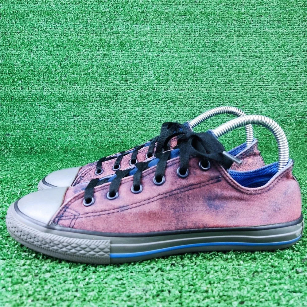 Converse Sneakers Junior 5 Burgundy Blue Chuck Taylor All Star Low Distressed